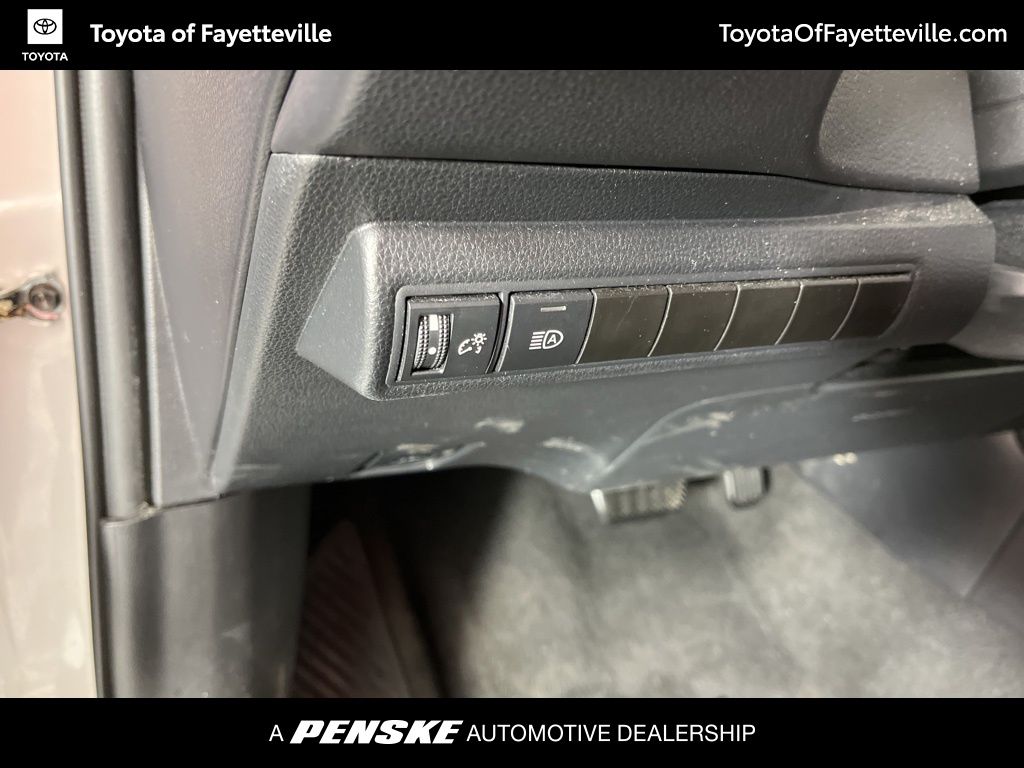 Thumbnail: 2024 Toyota Corolla - 25