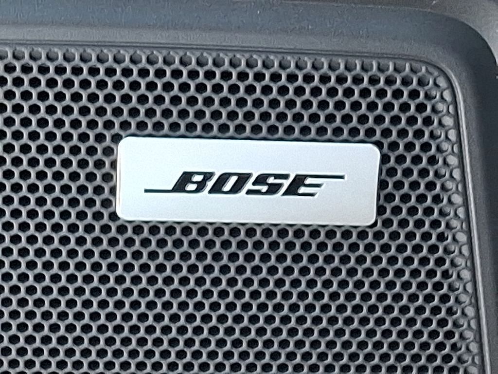 Thumbnail: 2025 Porsche Macan - 26