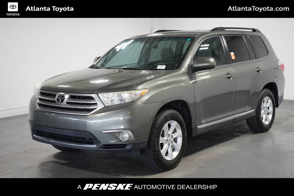 2011 Toyota Highlander Base Hero Image