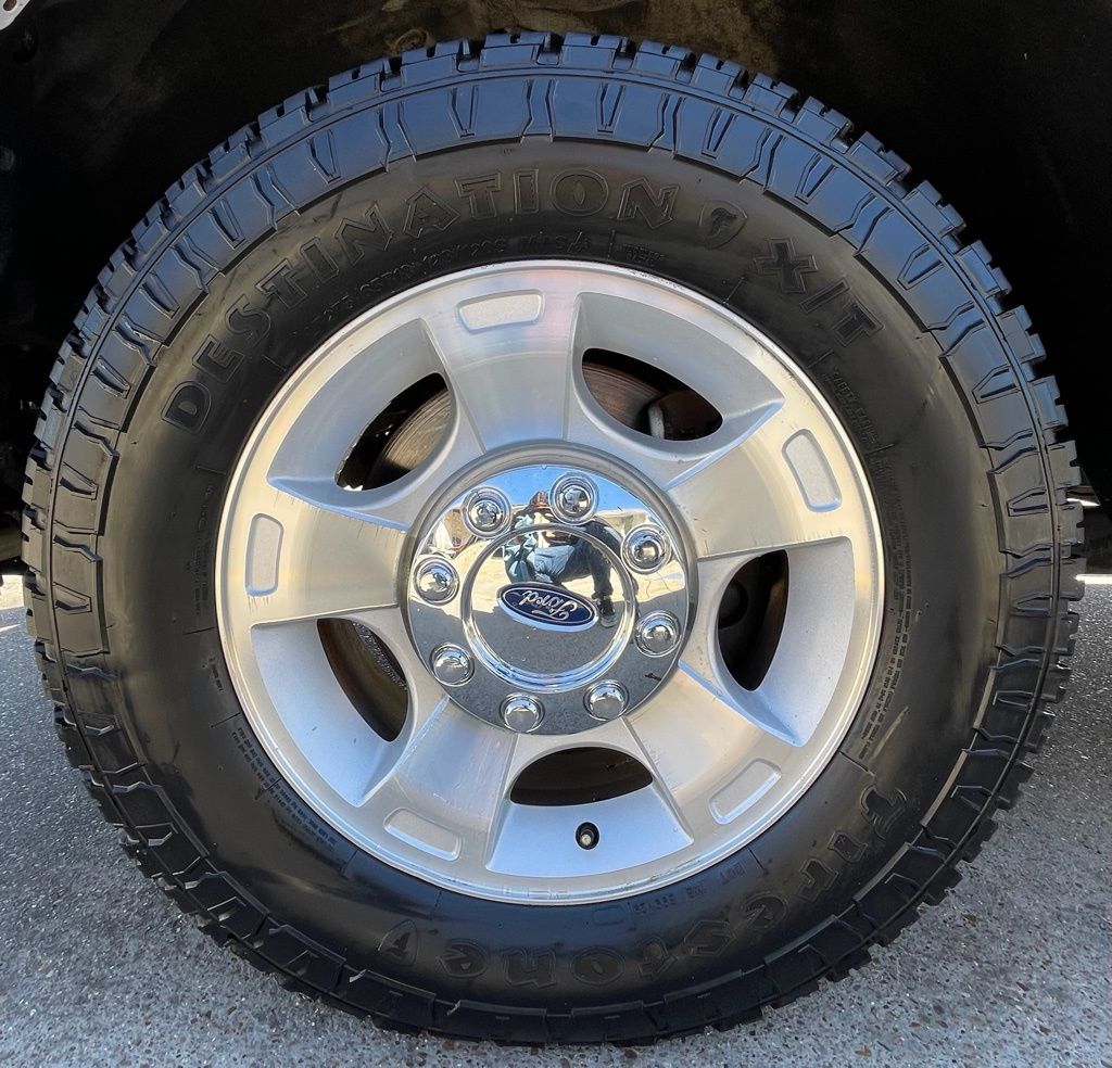 2016 Ford F-250SD XLT White at Emmons Autoplex