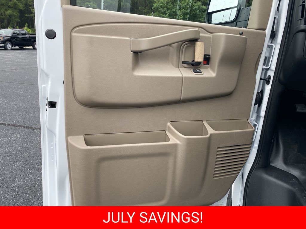 New 2026 Chevrolet Express 2500 Van