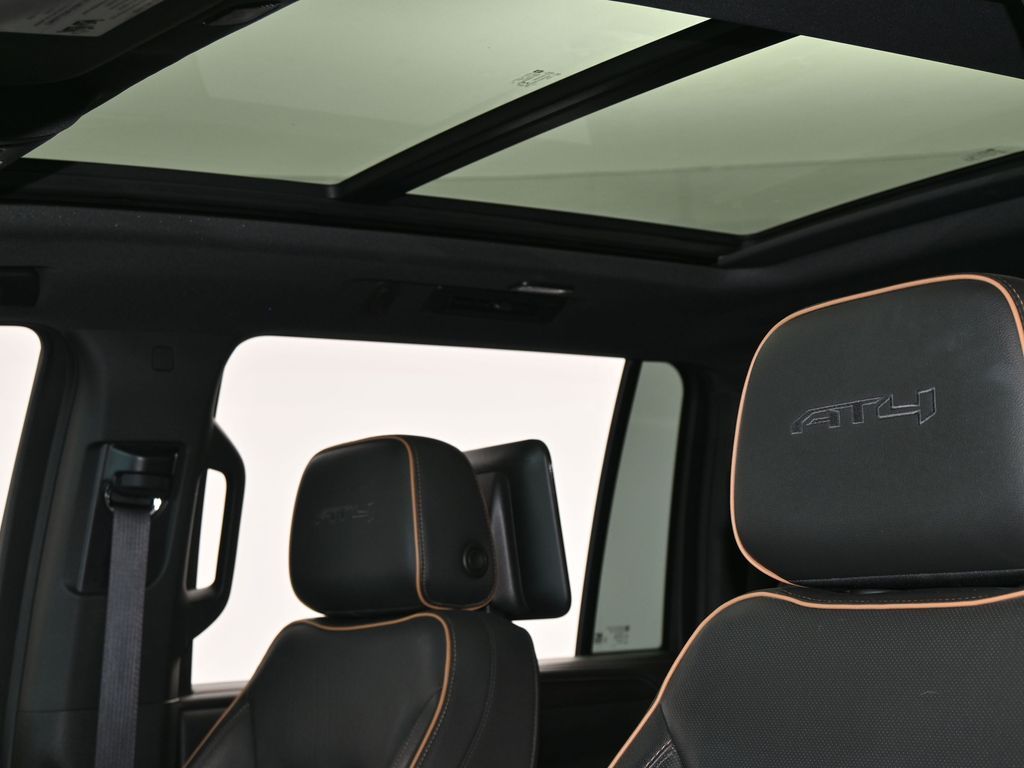Used 2022 Onyx Black GMC AT4 image 11