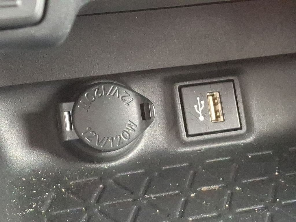 Thumbnail: 2024 Toyota RAV4 - 24