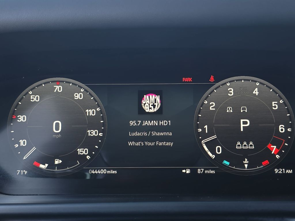 Certified Used 2023  Land Rover Carpathian Edition image 19