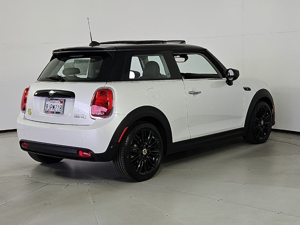 Thumbnail: 2024 MINI Cooper - 7