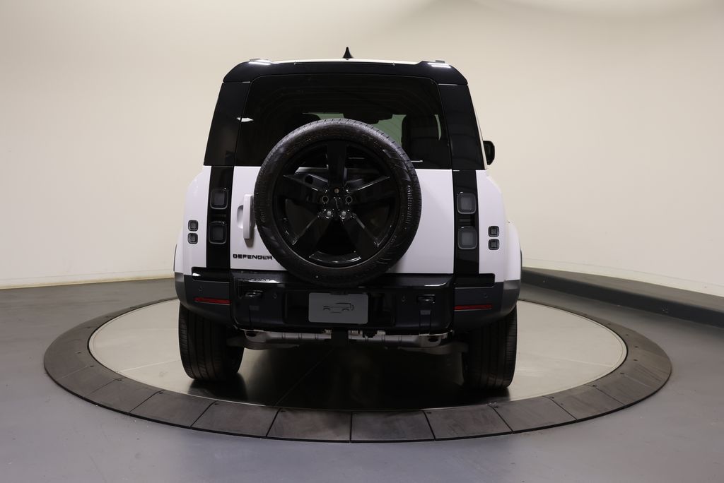 Thumbnail: 2026 Land Rover Defender - 5
