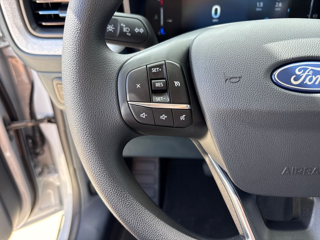New 2025 White Ford XLT image 18
