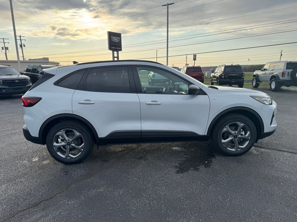 2026 Ford Escape ST-Line - 7