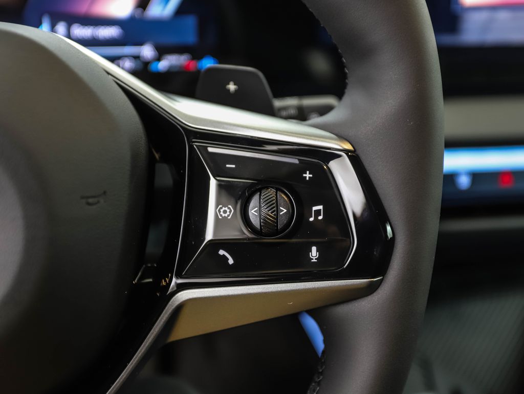 Thumbnail: 2026 BMW X3 - 13