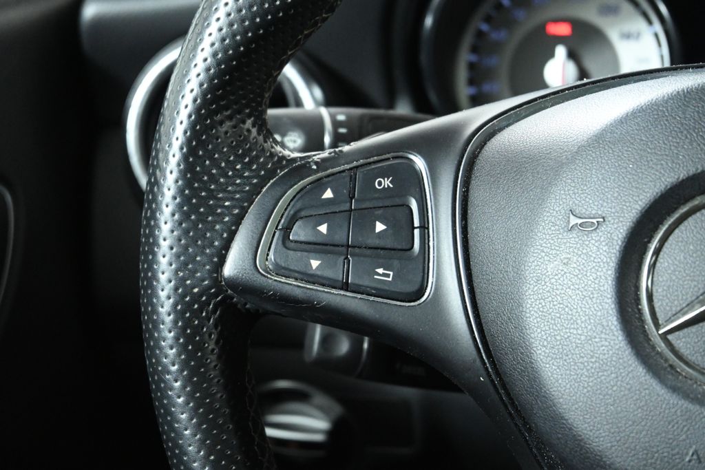 2015 Mercedes-Benz CLA 250 17