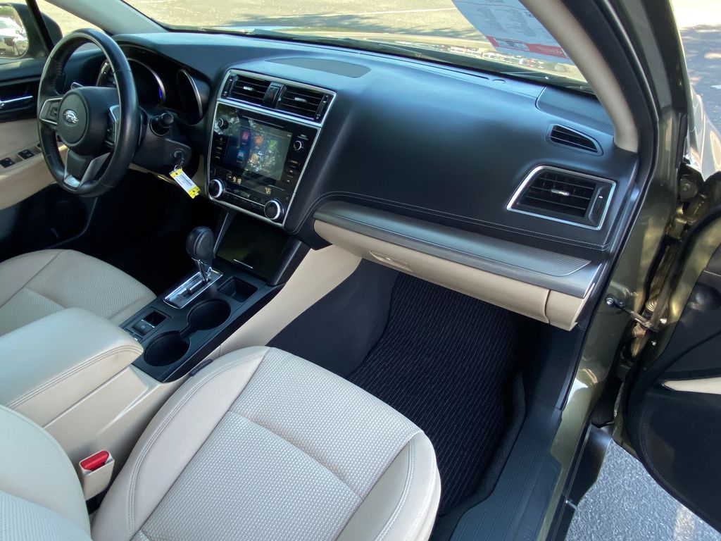 2018 Subaru Outback Premium 23