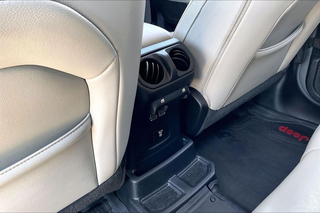 Used 2022 Jeep Wrangler SUV