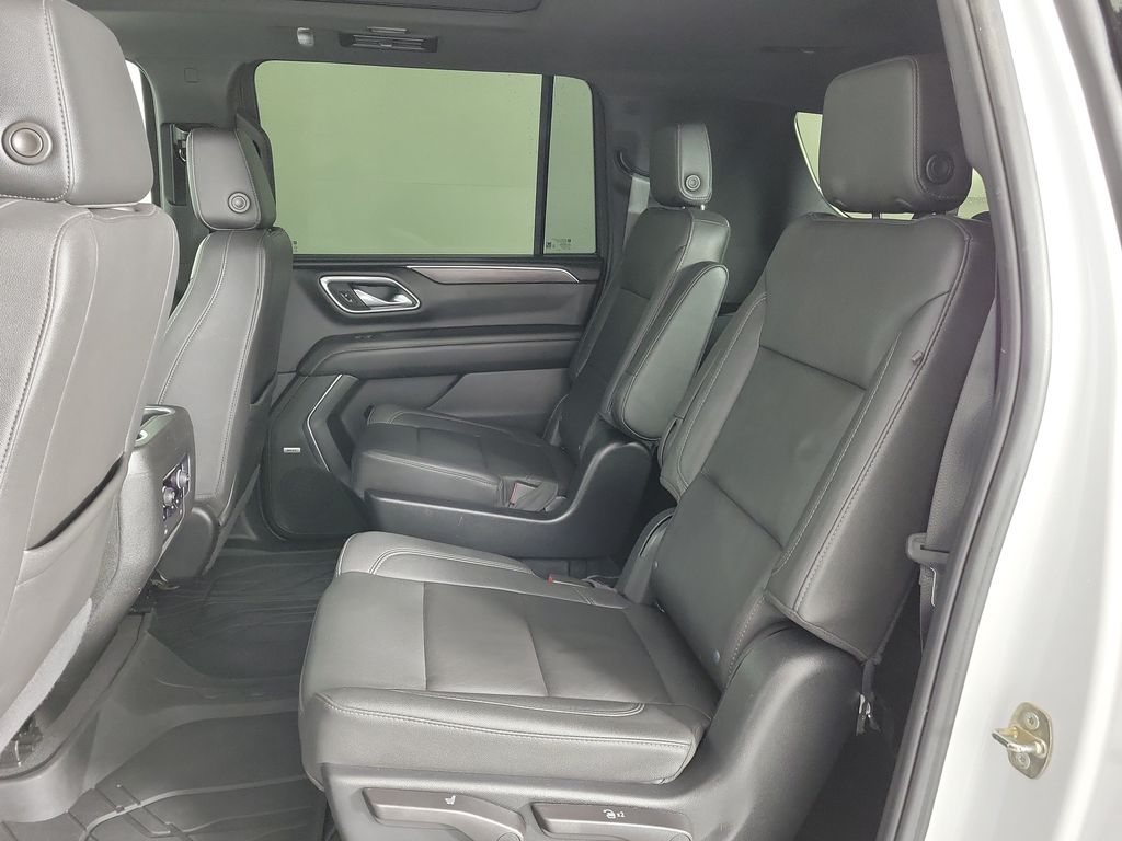 2023 Chevrolet Suburban Z71 - 8