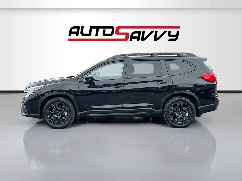Used 2024 Crystal Black Silica Subaru Onyx Edition image 4