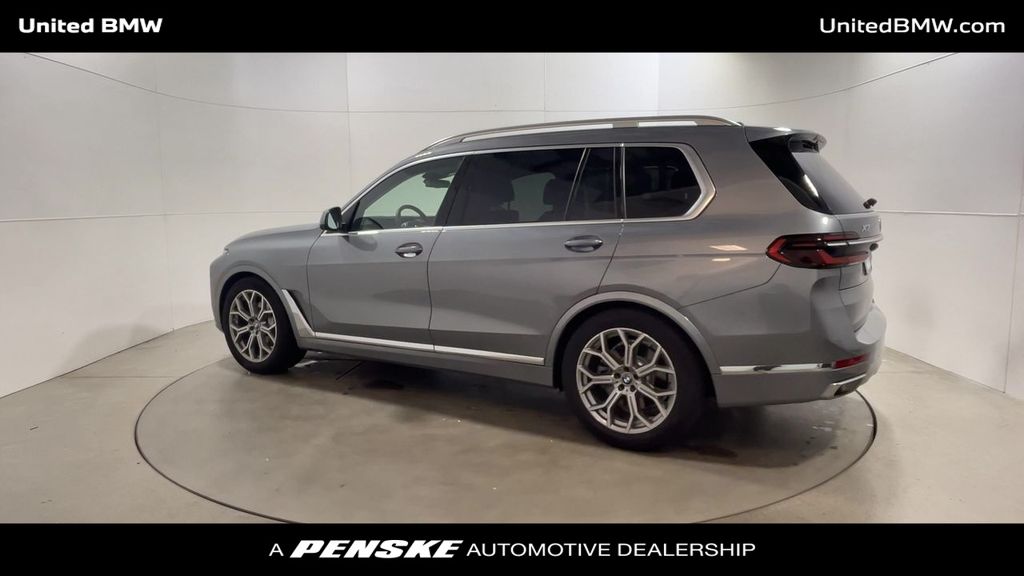 2024 BMW X7 xDrive40i 6