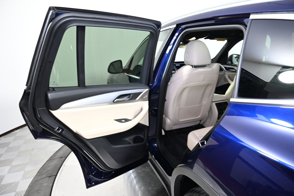 Thumbnail: 2022 BMW X3 - 23