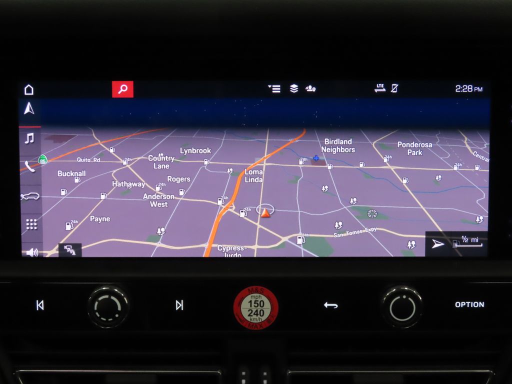 Thumbnail: 2024 Porsche Macan - 25