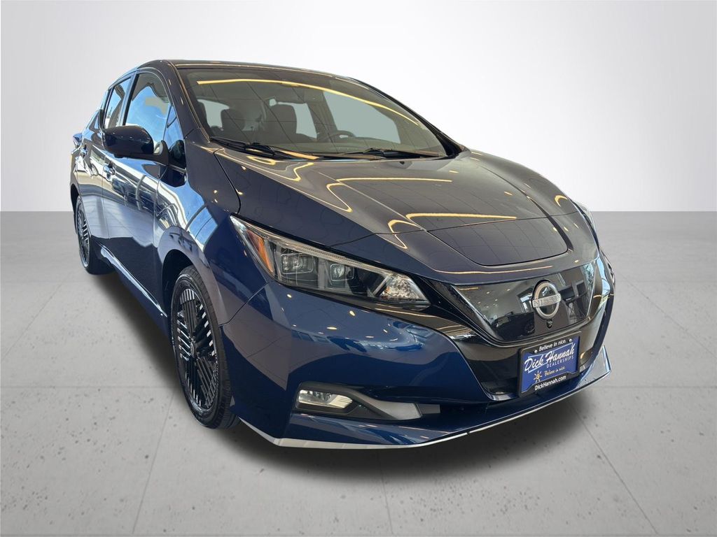2024 Nissan Leaf SV Plus