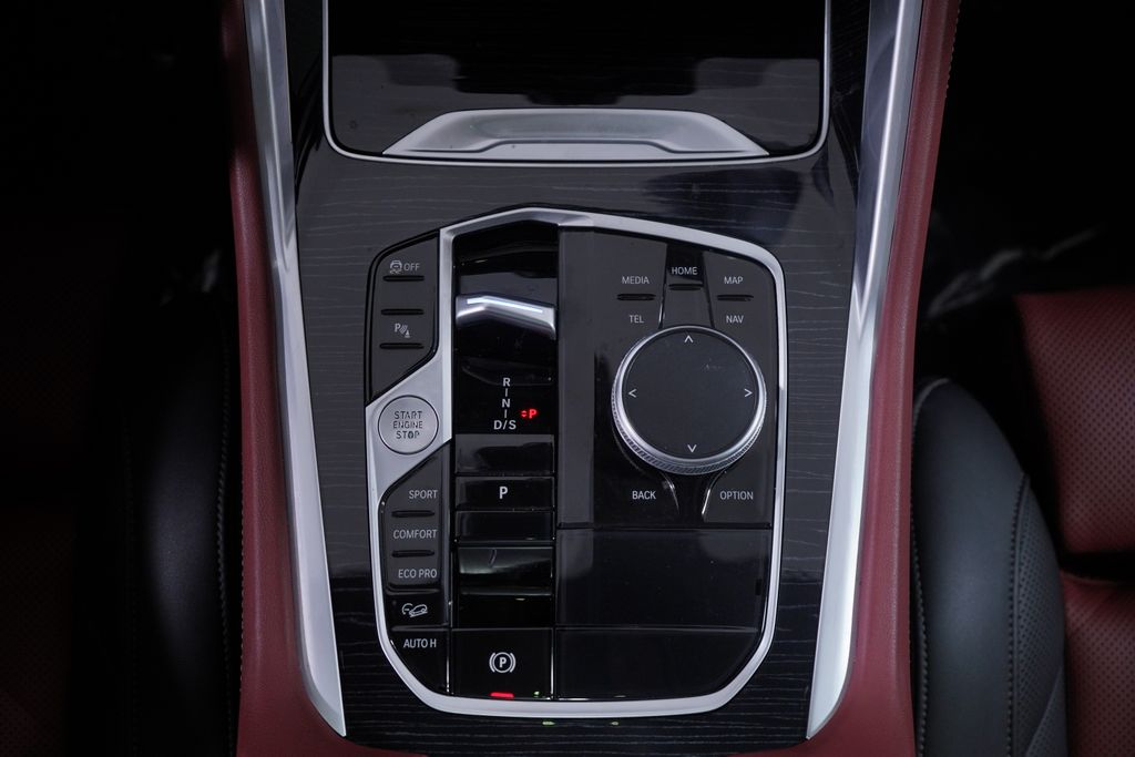 2024 BMW X6 xDrive40i 14