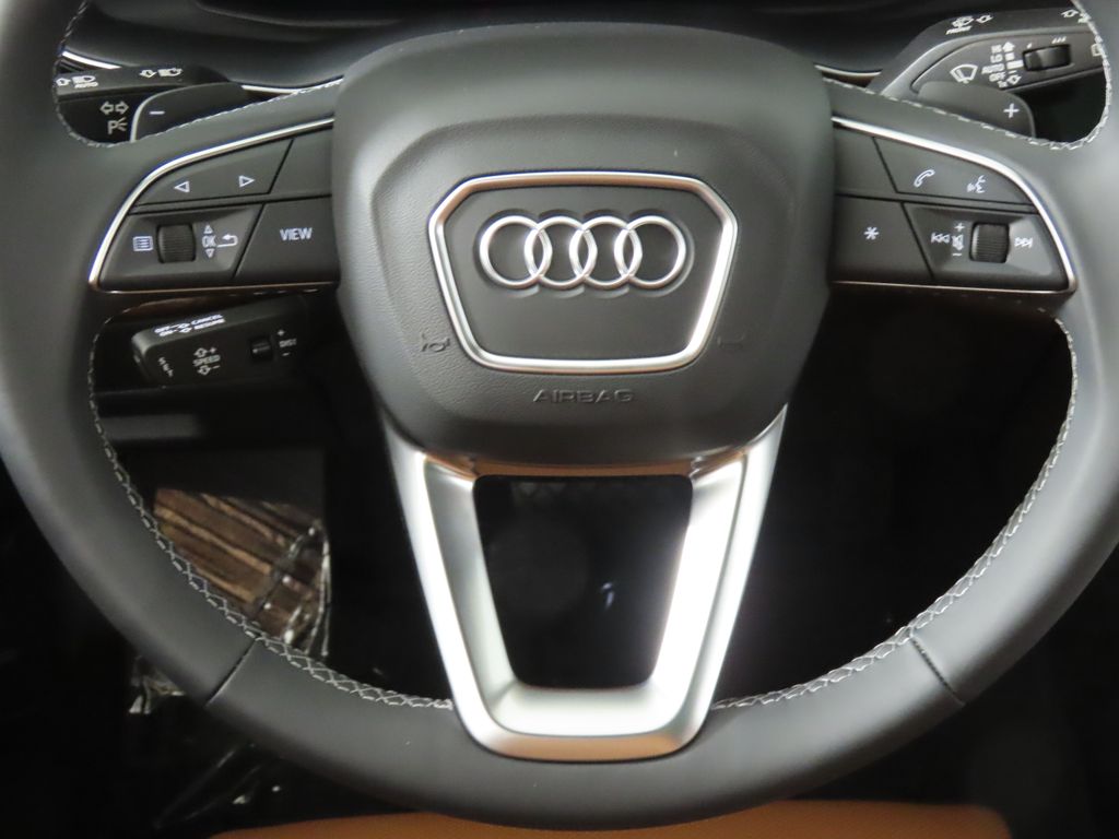 Thumbnail: 2026 Audi Q8 - 16