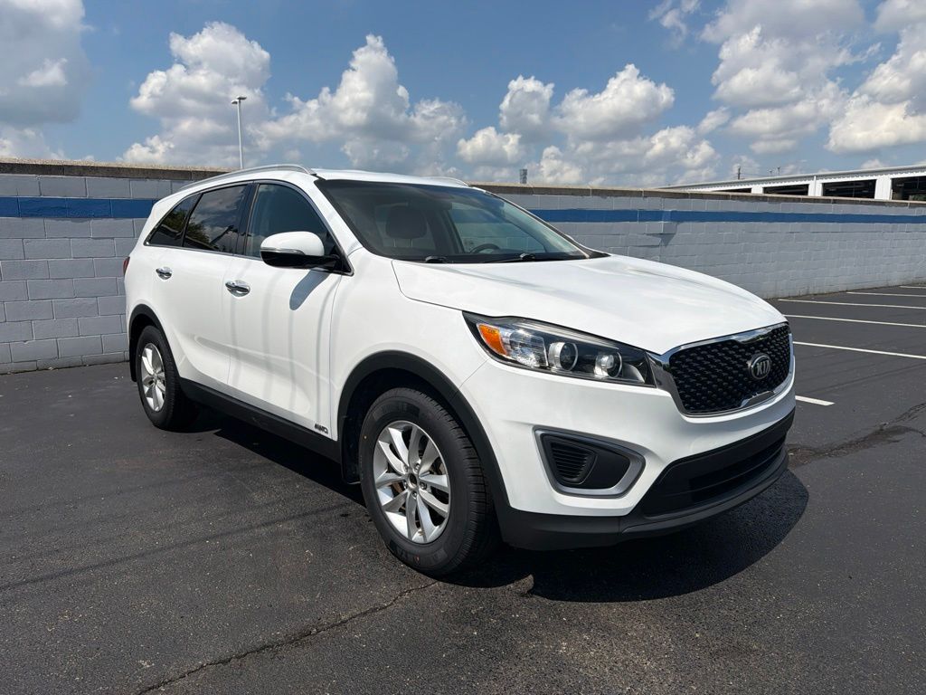 Thumbnail: 2016 Kia Sorento - 7