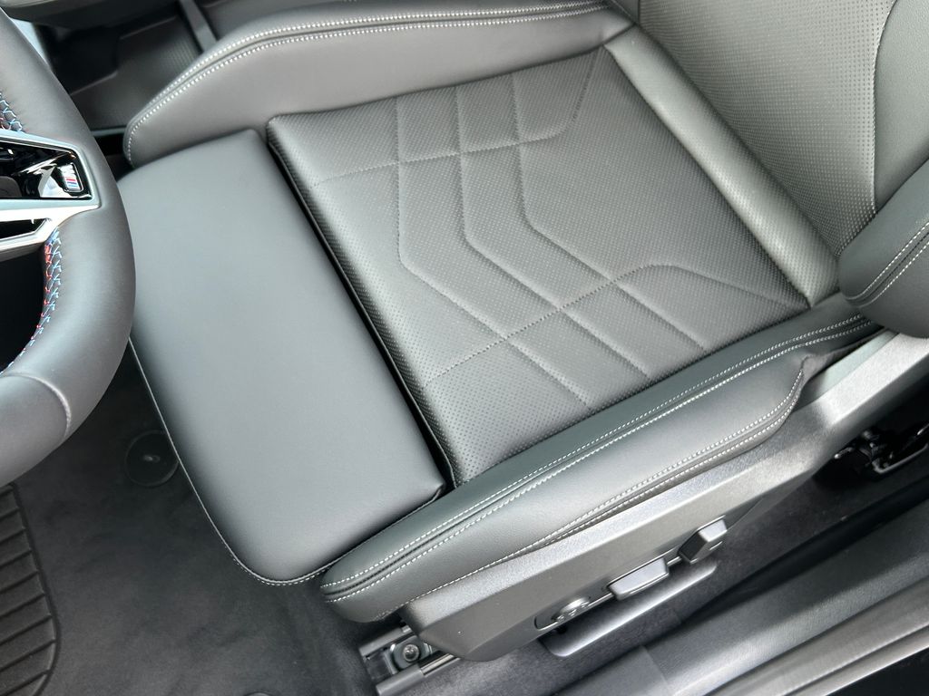 Thumbnail: 2026 BMW X1 - 15