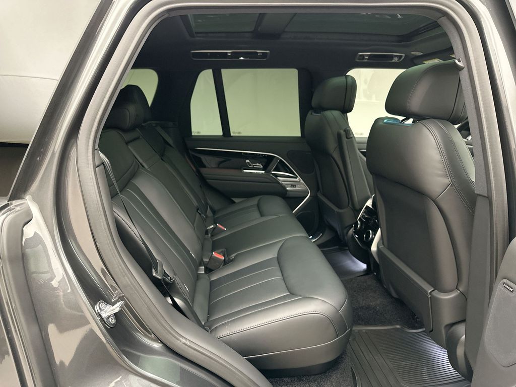 Thumbnail: 2026 Land Rover Range Rover - 19