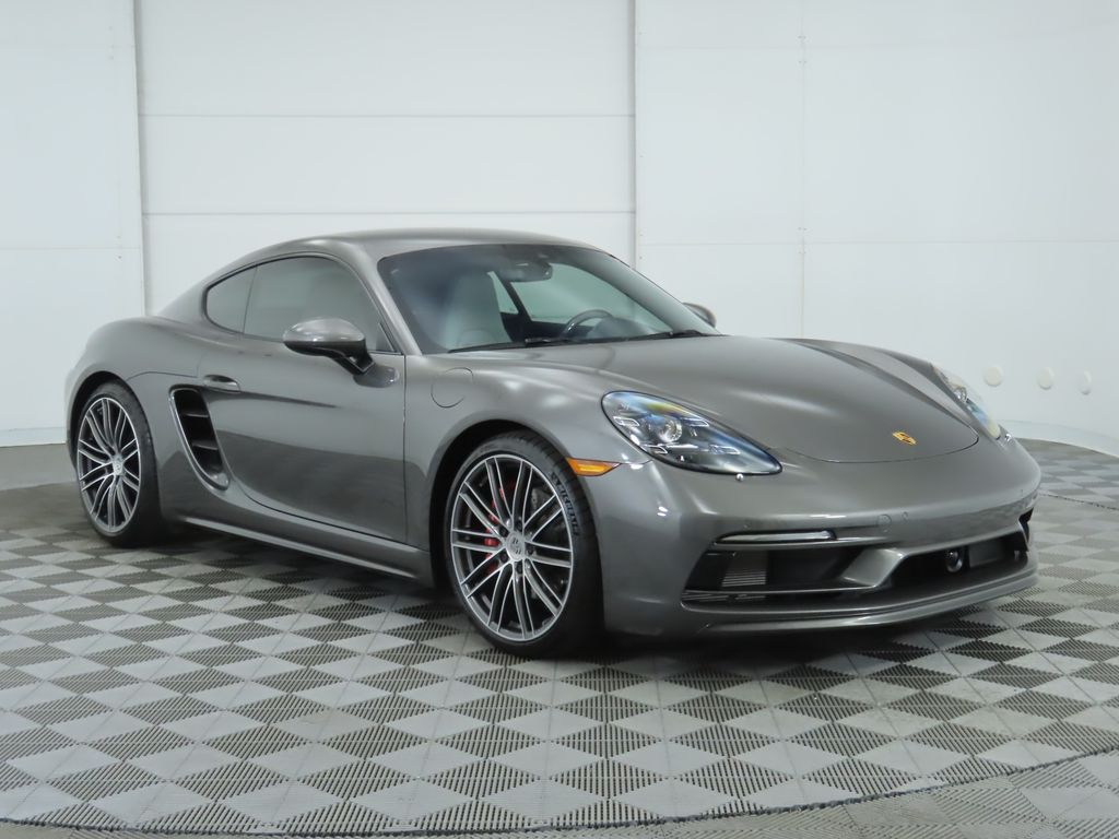 2022 Porsche 718 Cayman S 3