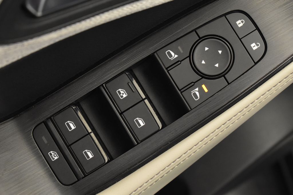 Thumbnail: 2023 Nissan Rogue - 11