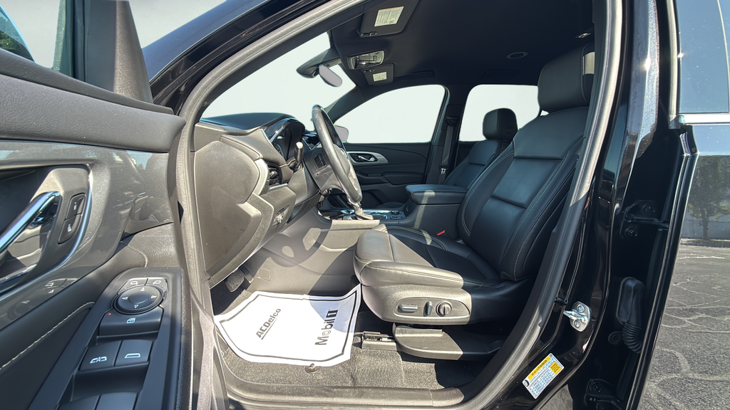 Used 2023 Chevrolet Traverse SUV