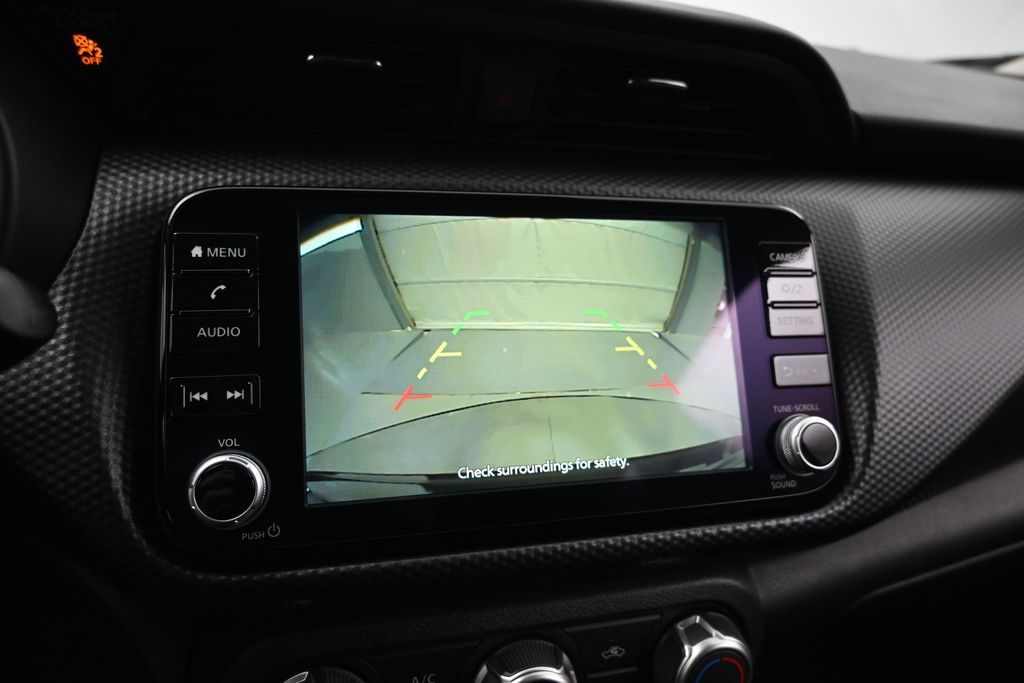 2024 Nissan Kicks SV Xtronic CVT