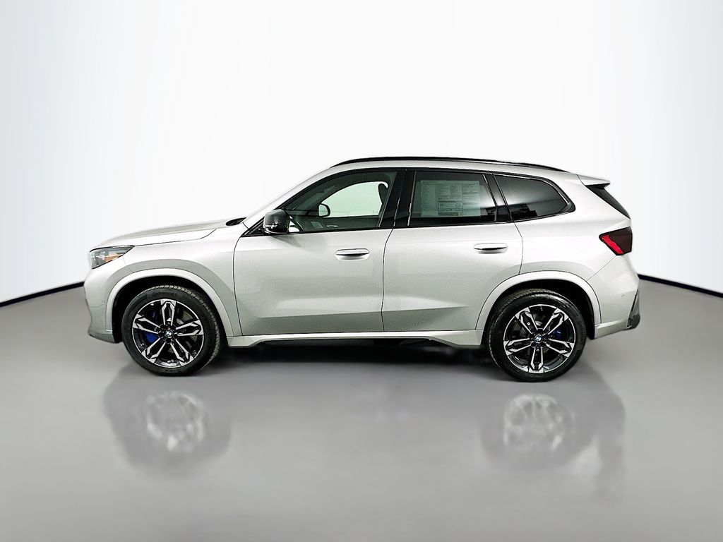 2025 BMW X1 M35i 8