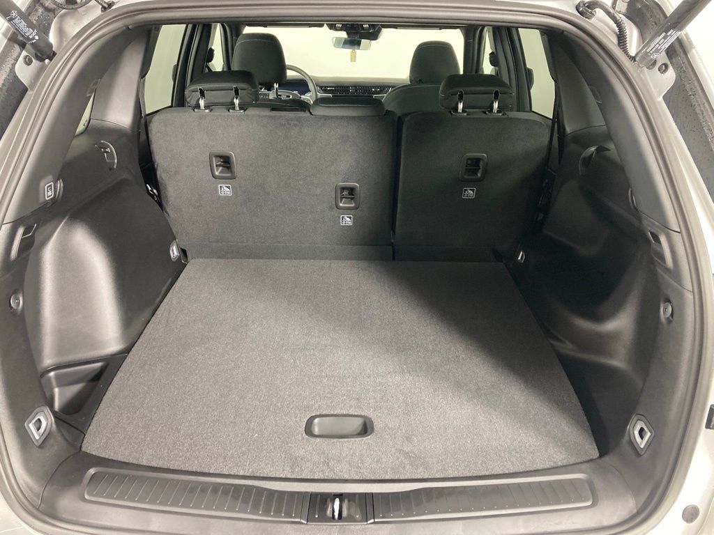 New 2025 Silver Jeep Laredo image 22