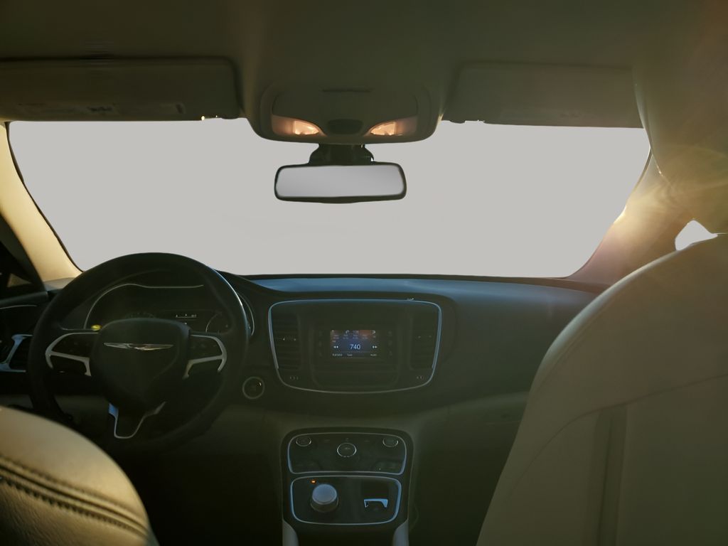 Used Car 2015 Chrysler 200  Limited For Sale Under $10,000 In Austin, Texas