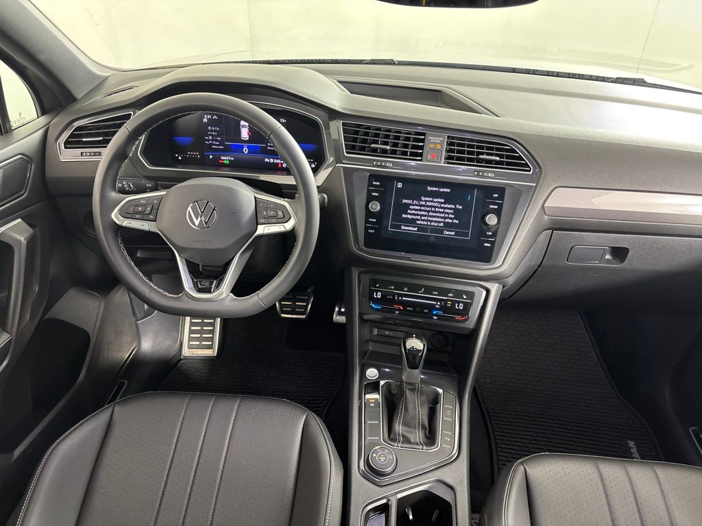 Thumbnail: 2023 Volkswagen Tiguan - 2