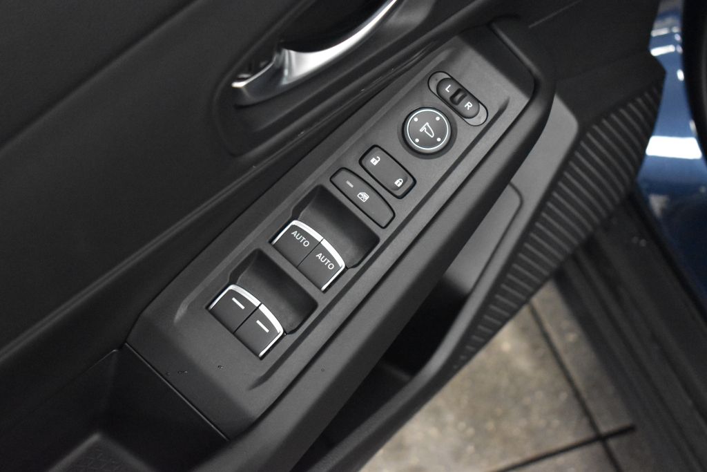 Thumbnail: 2025 Honda Accord - 9