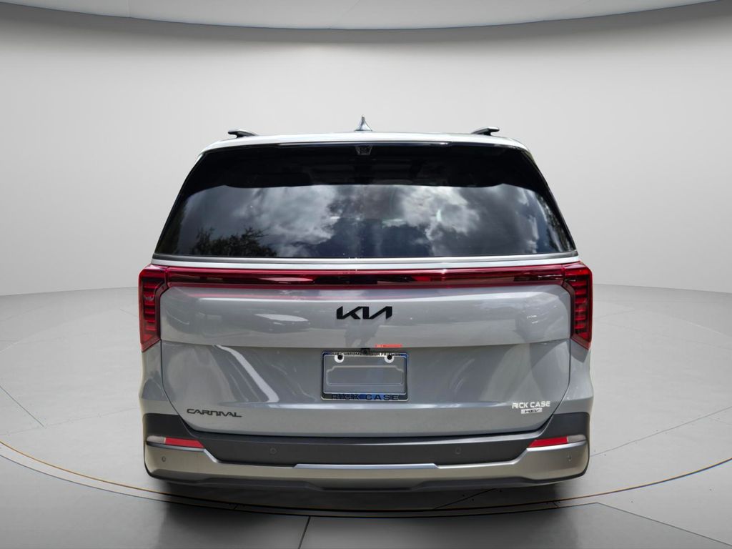 2027 Kia Carnival - $55,165