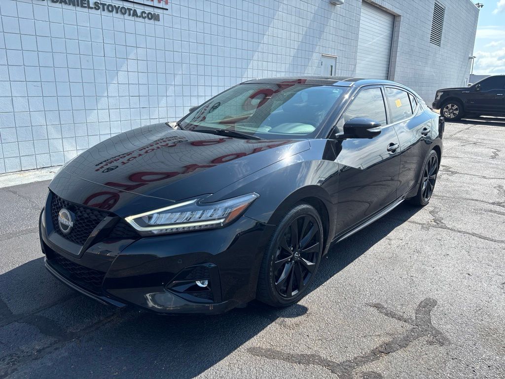  2023 Nissan Maxima SR FWD   