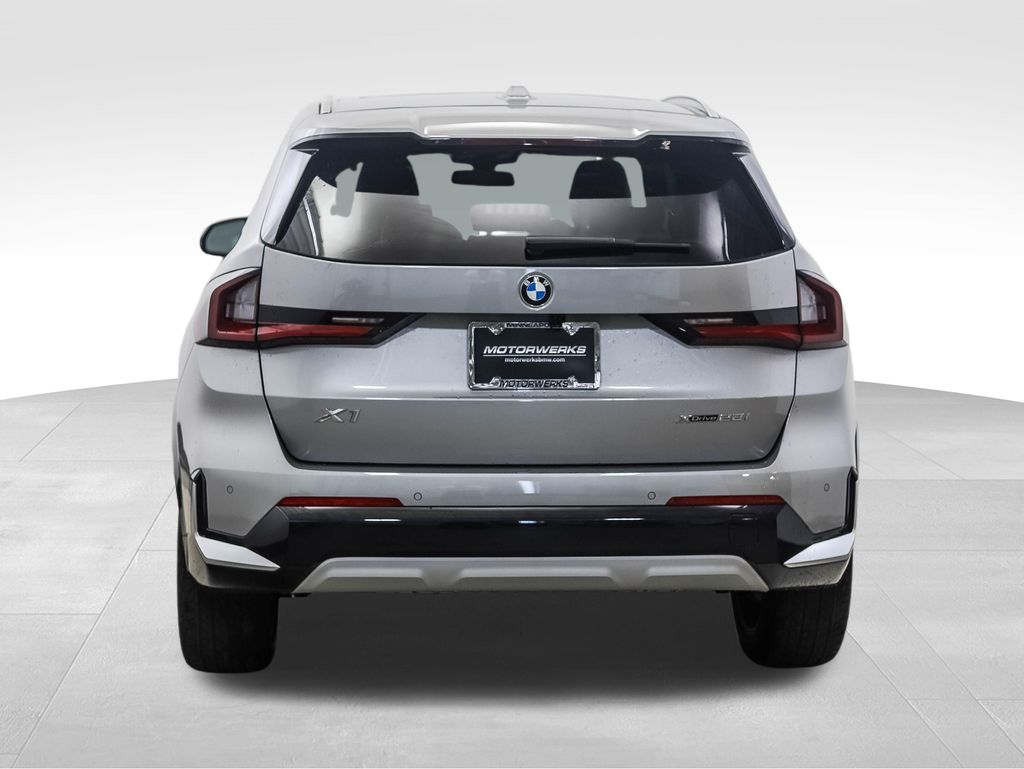 Thumbnail: 2026 BMW X1 - 4