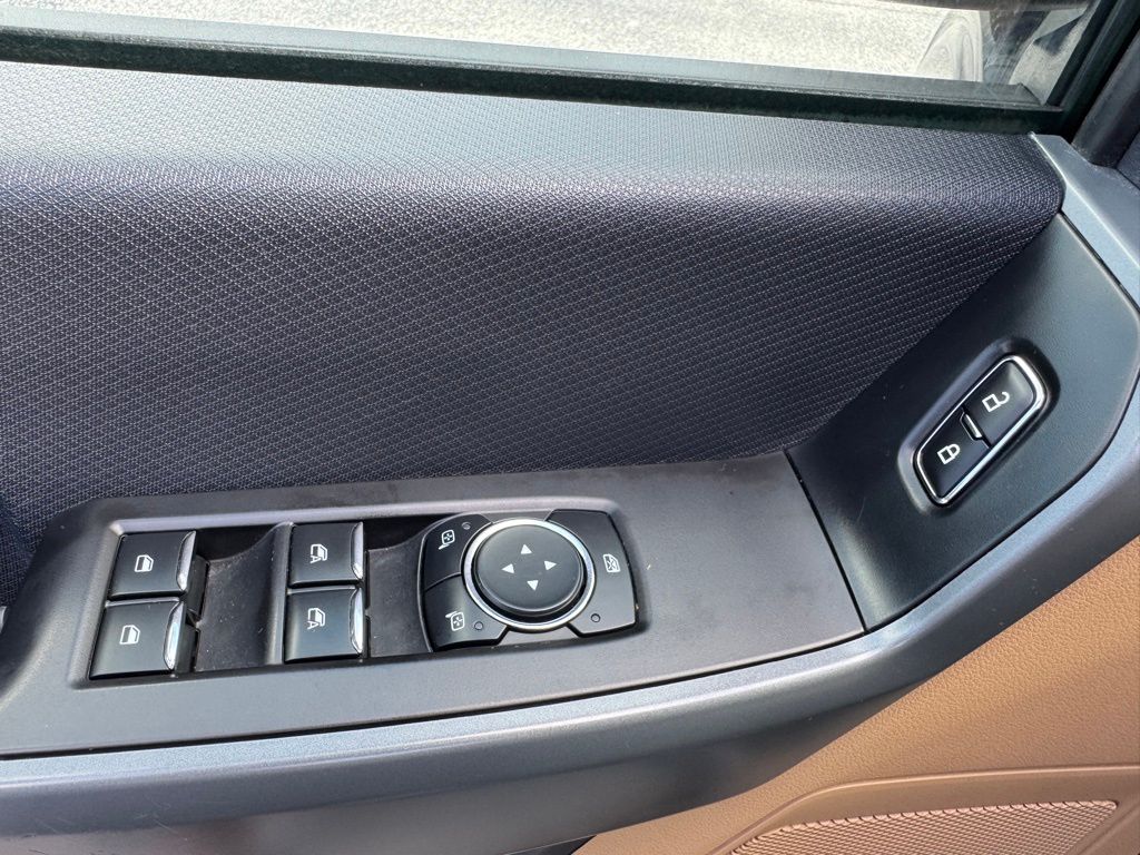 2023 Ford F-150 XLT photo 33
