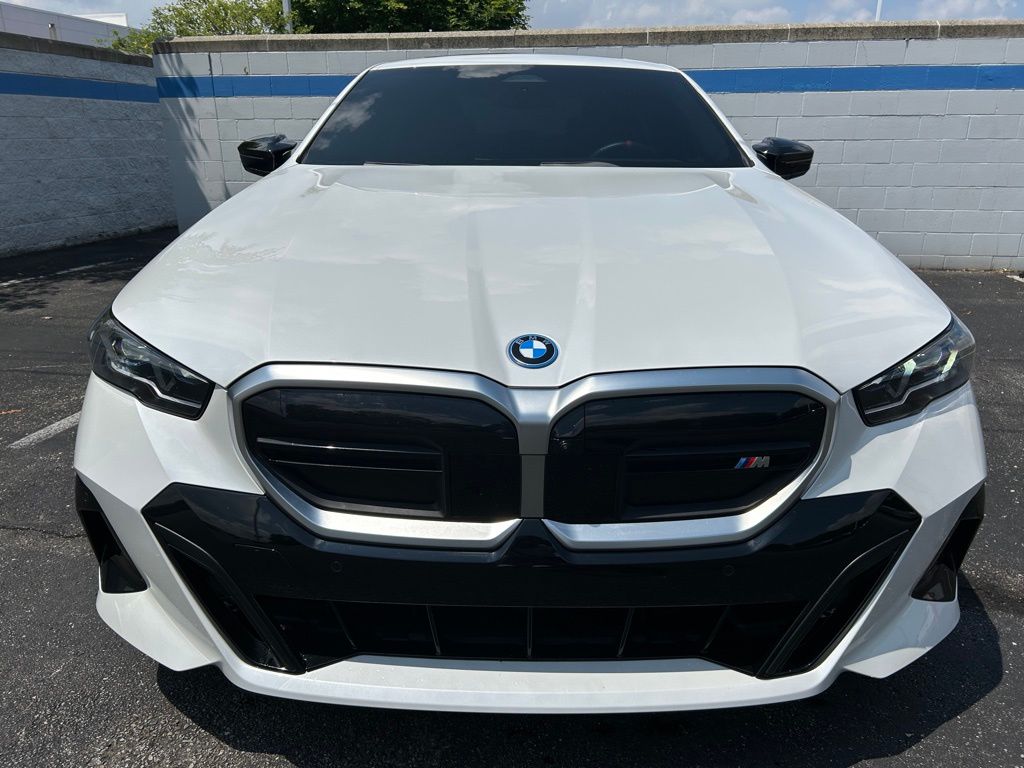 Thumbnail: 2024 BMW i5 - 8
