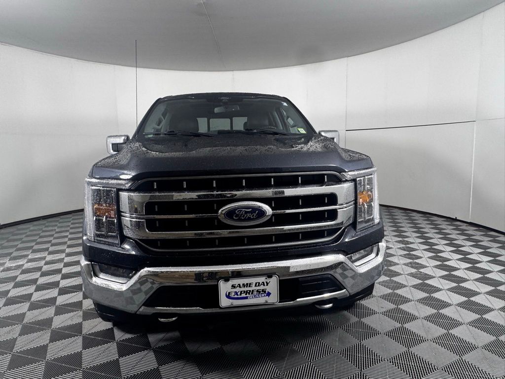 Used 2021 Gray Ford Lariat image 11