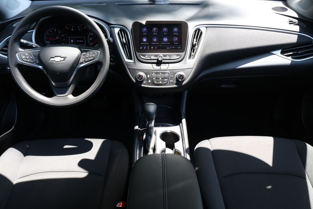 Thumbnail: 2023 Chevrolet Malibu - 14
