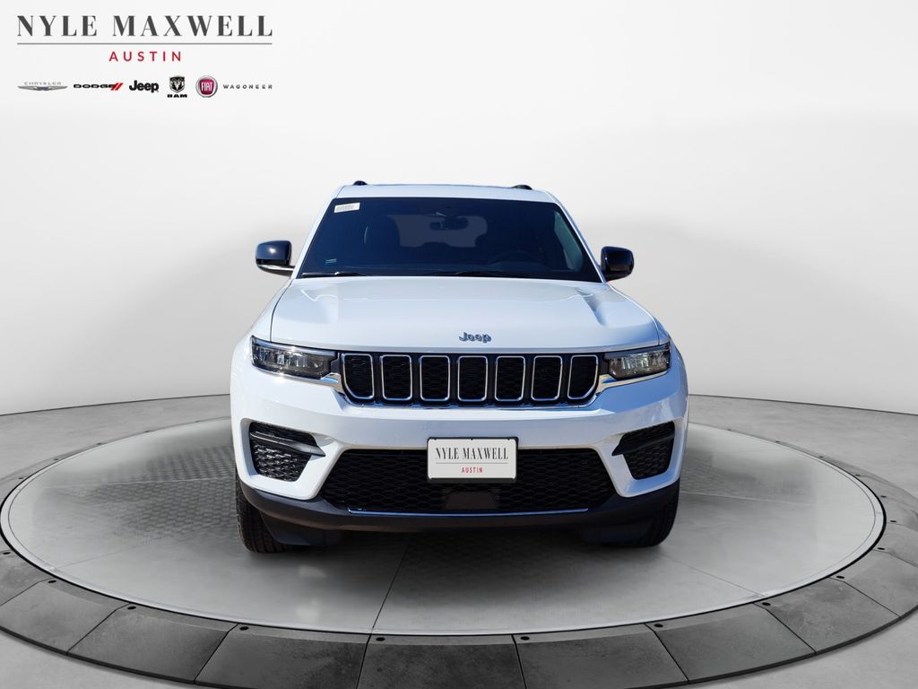New Car 2025 Jeep Grand Cherokee  Laredo X For Sale Under $35,000 In Austin, Texas