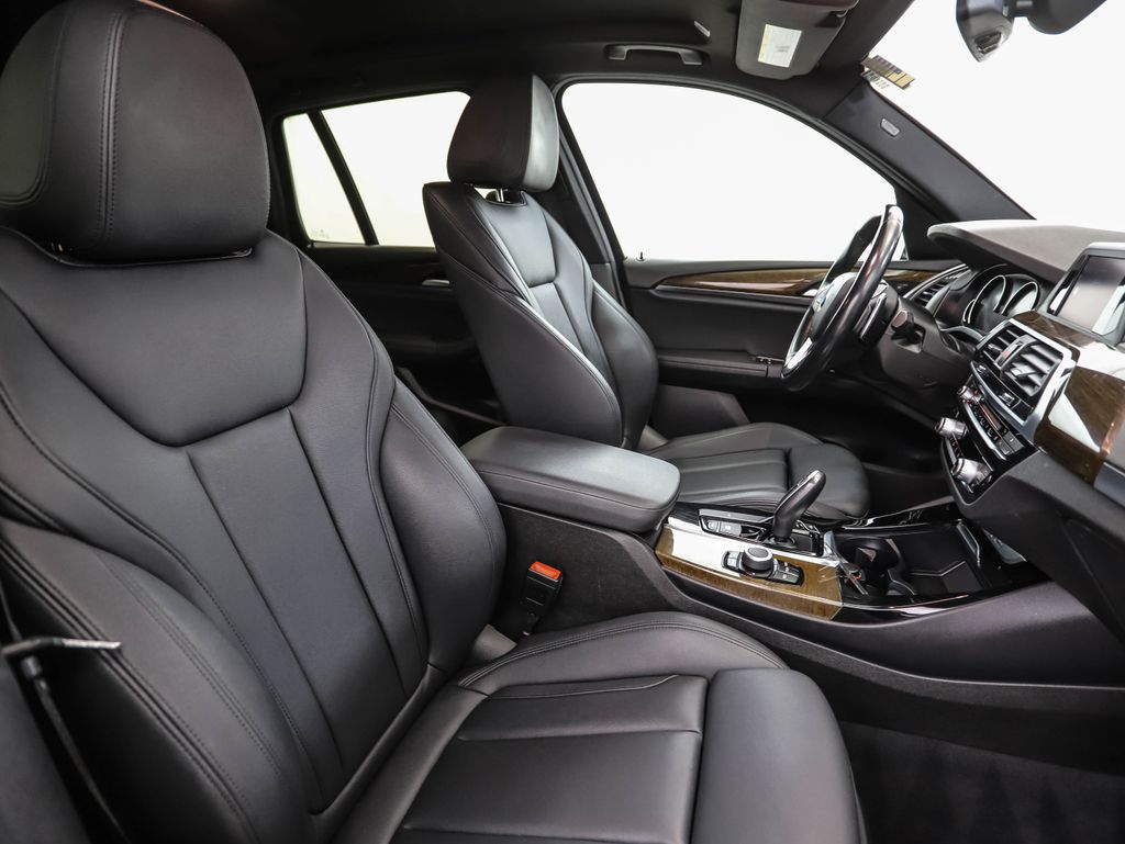 Thumbnail: 2018 BMW X3 - 30