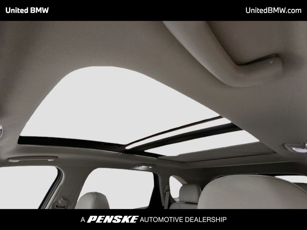 Thumbnail: 2021 Kia Sorento - 12