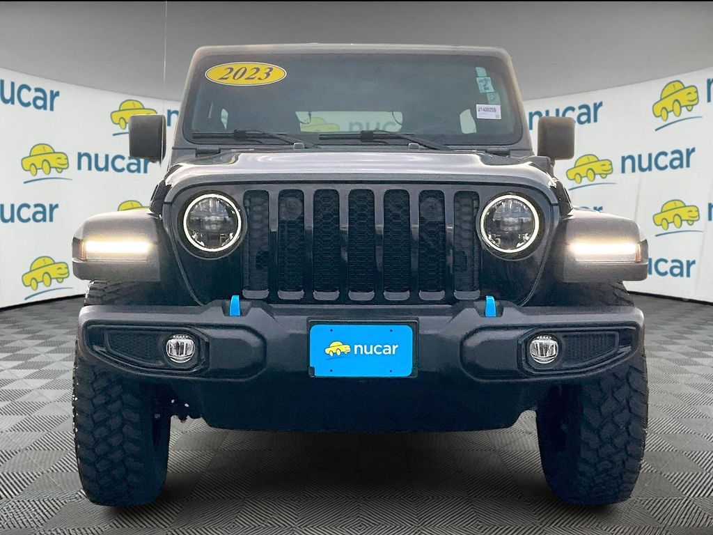 2023 Jeep Wrangler — photo 2