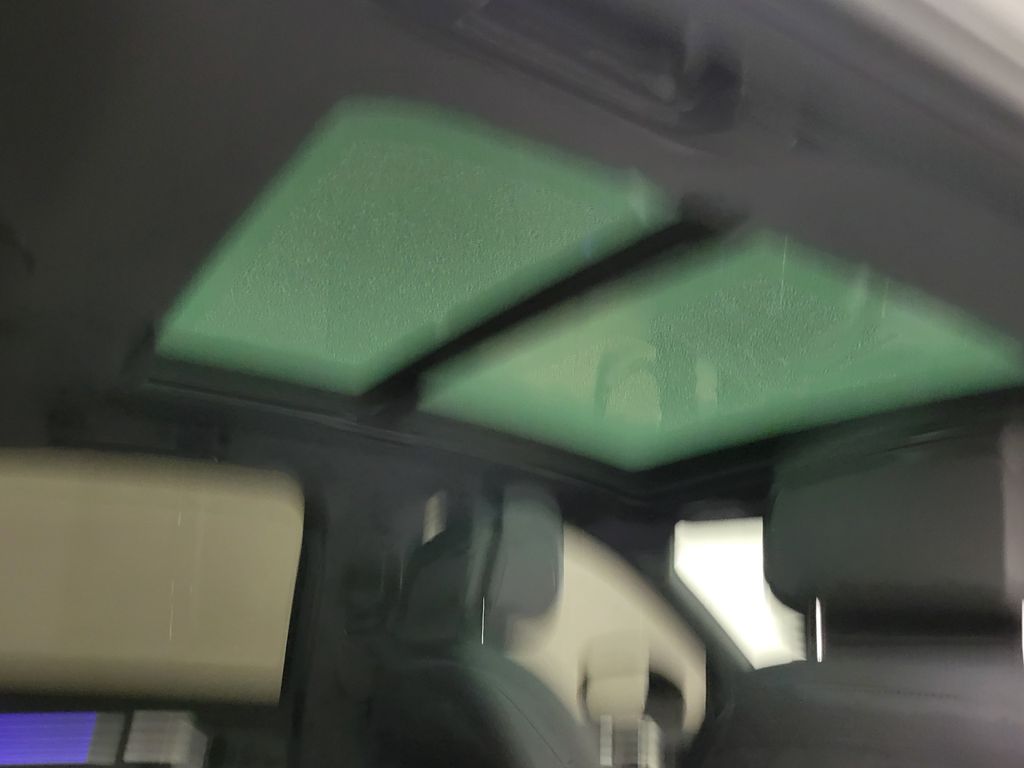 Thumbnail: 2023 Audi Q3 - 17