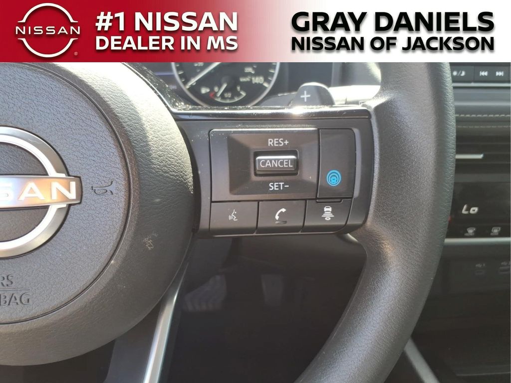Used 2023 Nissan Rogue SUV