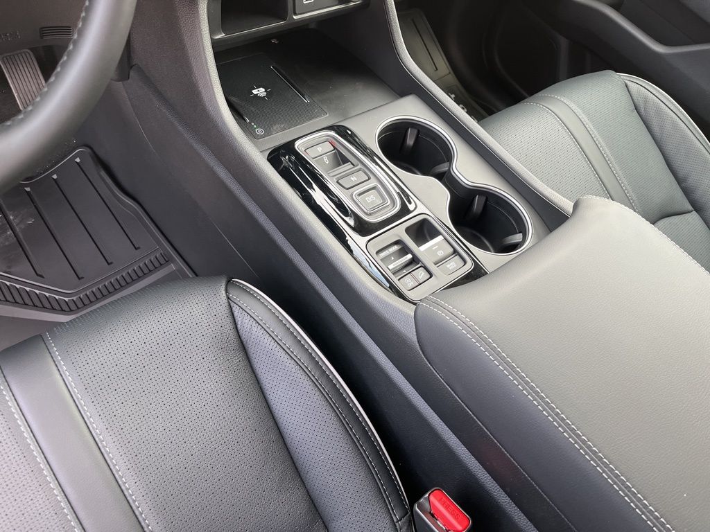 Thumbnail: 2025 Honda Pilot - 12